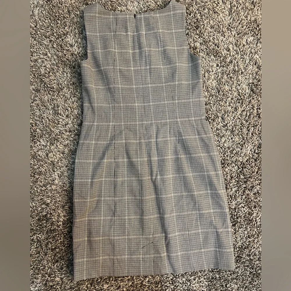 Talbots Windowpane Houndstooth Sheath Dress in Browns, Size 10P - Picture 2 of 9